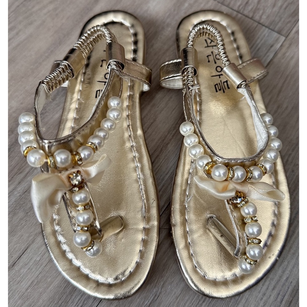 🆕 Girl’s Gold Bowknot Pearl Princess Sandals - Picture 7 of 11
